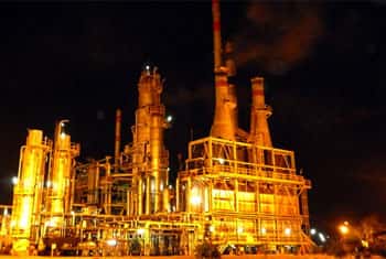 Sapugaskanda refinery faces closure over supply delay, maintenance