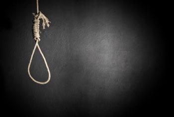 Monk hangs self in Kandy Prison