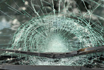 Two buses collide injuring 16 people