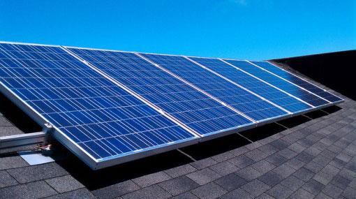 Govt to remove legal barriers on selling solar power to national grid