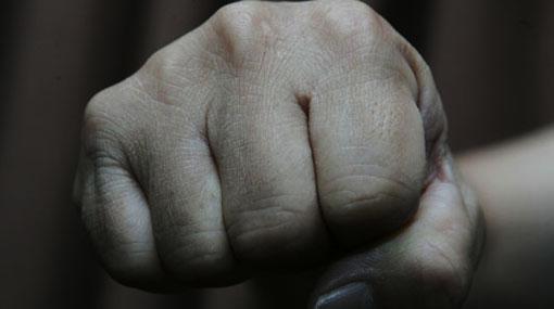 Journalist Freddy Gamage attacked in Negombo