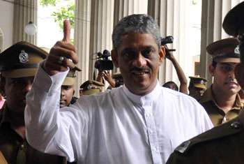 VIDEO: Sarath Fonseka acquitted