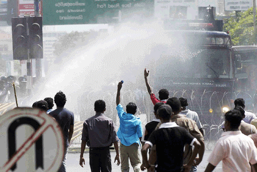Police probe violent clashes between students and police