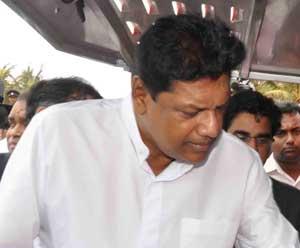 Welgama unhappy with VIP vehicles on roads