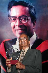 Veteran lawyer Desmond Fernando dies