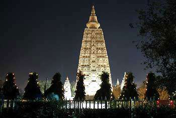 No Lankans among injured in Mahabodhi temple blasts; President expresses shock