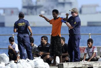 Another boat with 32 Lankans intercepted off Christmas Island