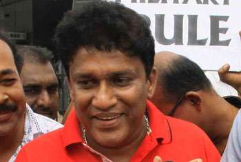 Prisoner succumbs to injuries, Ganesan faults Govt.