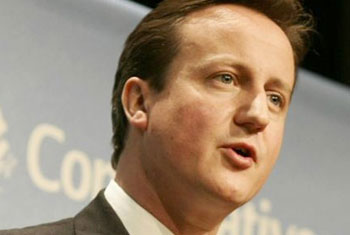 Cameron shrugs off comments by Murali