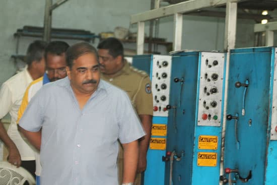 Arson against Uthayan paper targets Tamil vote - TNA