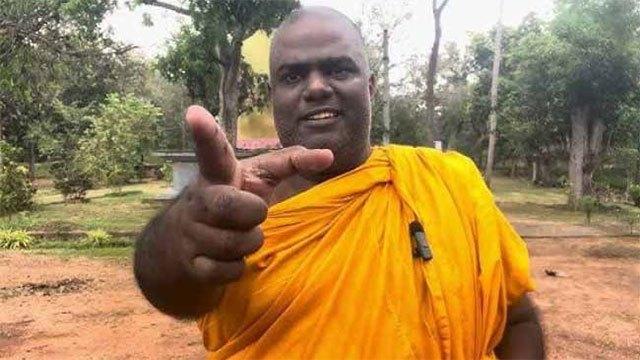 Ex-monk Rajangane Saddharathana assaulted by two unidentified men