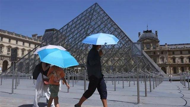 France records around 1,000 more deaths than expected in heatwave