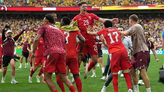 Switzerland beat Colombia on penalties to reach World Cup quarter-finals