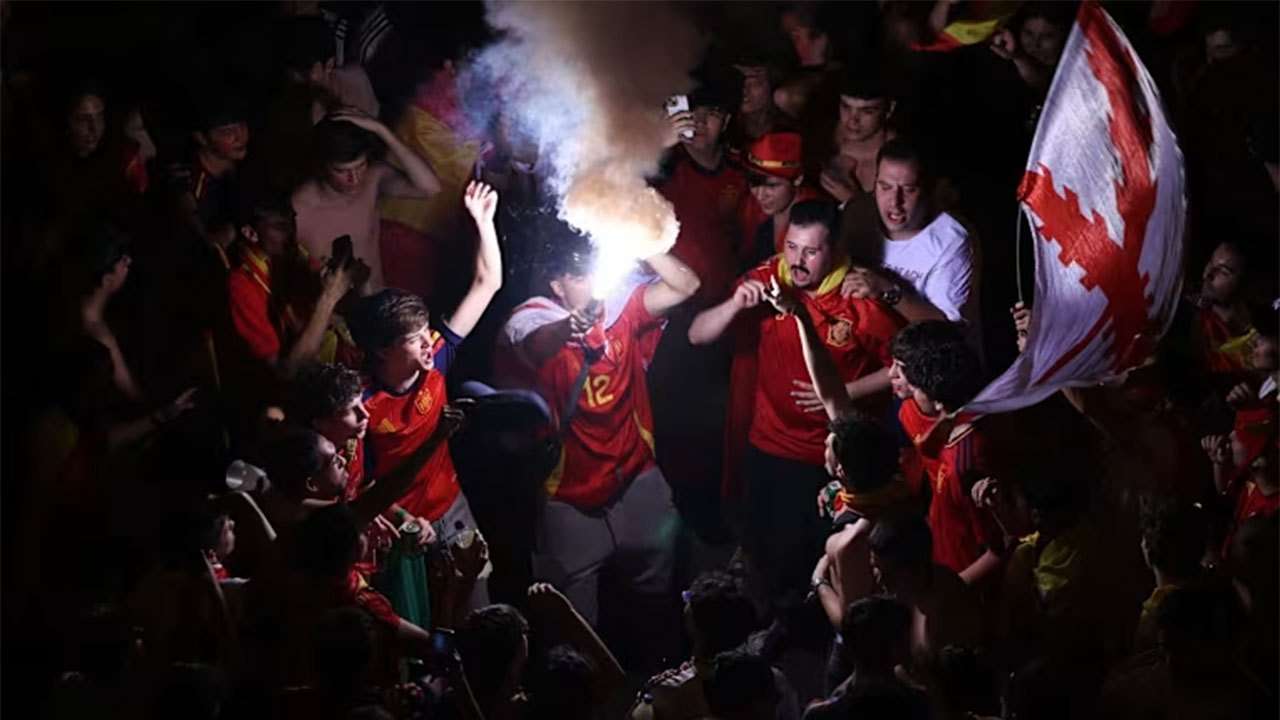 Teen dies during Spain World Cup celebrations