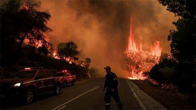 Fires on more than 250,000 acres of Washington state prompt evacuations
