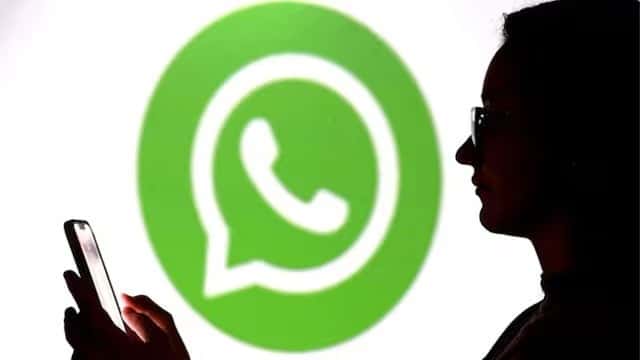 WhatsApp is testing a new folder for messages from large businesses