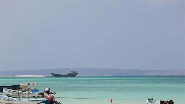 Four crew members killed in Red Sea attack while missile strike reported in Gulf