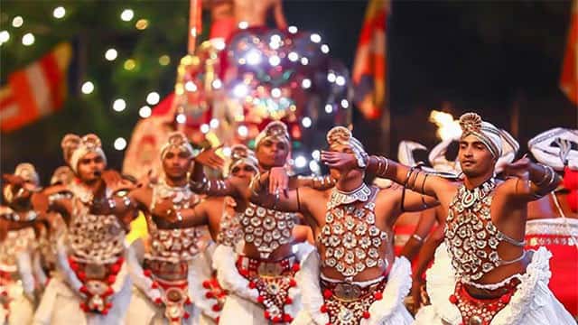 Police launch real-time information system for Kandy Esala Perahera