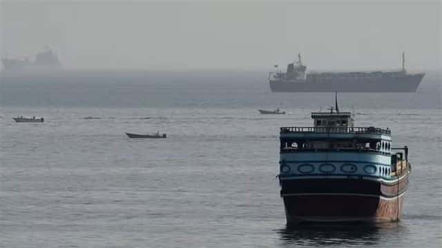Iran threatens to go on offensive in Strait of Hormuz if diplomacy with US fails