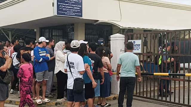 2 dead in school shooting in southern Philippines