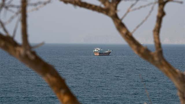 Iran threatens new offensive while US rules out extending ceasefire deal