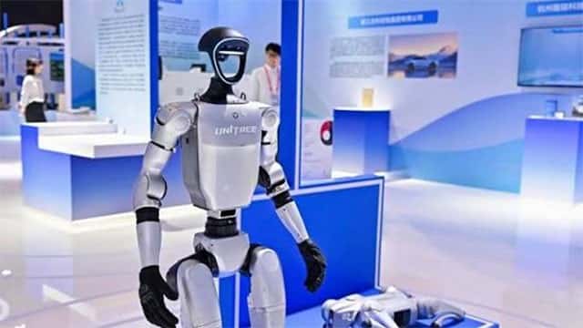 Chinese robotics giant Unitree soars in stock market debut