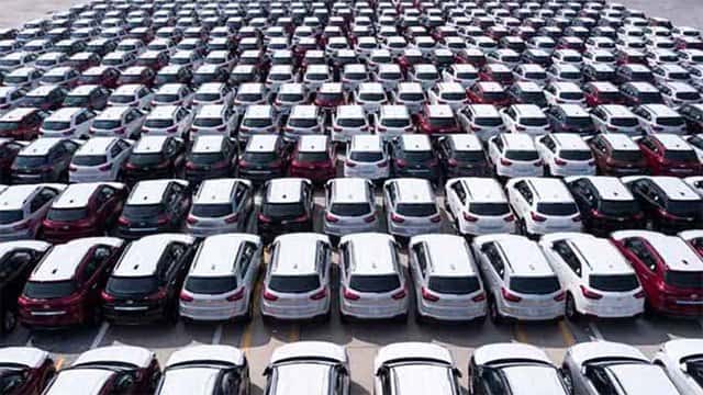 Customs-held vehicles left to deteriorate for years, audit reveals