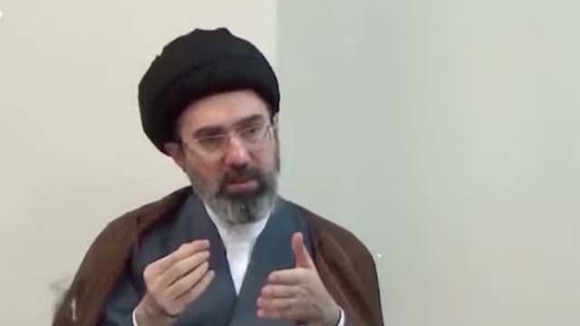 Iran's Khamenei urges Gulf rulers in written message to confront 'real enemy'
