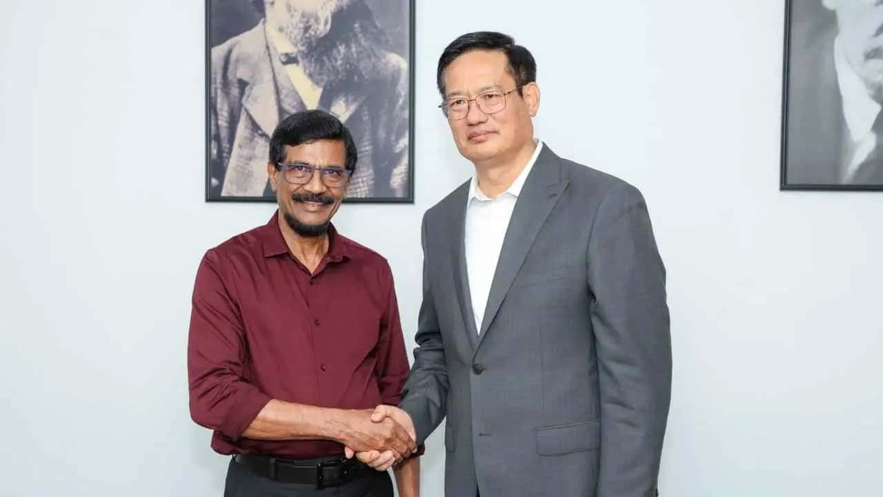 Chinese Ambassador meets JVP General Secretary Tilvin Silva