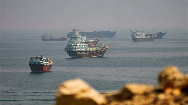 US launches new strikes on Iran and Tehran hits back in widening conflict