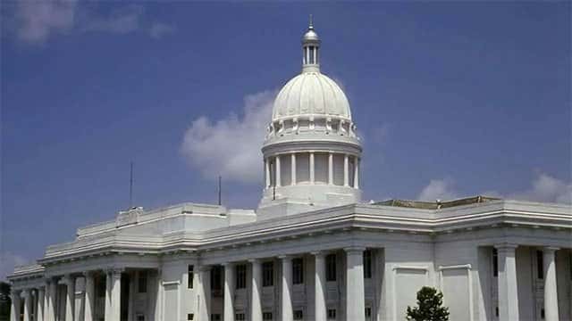 Government moves to revamp local government laws