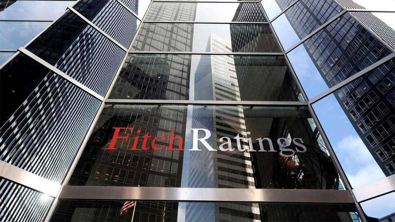 Fitch upgrades Sri Lanka's rating to 'B-'