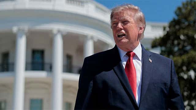 Judge blocks Trump's White House media ban, orders access to be restored