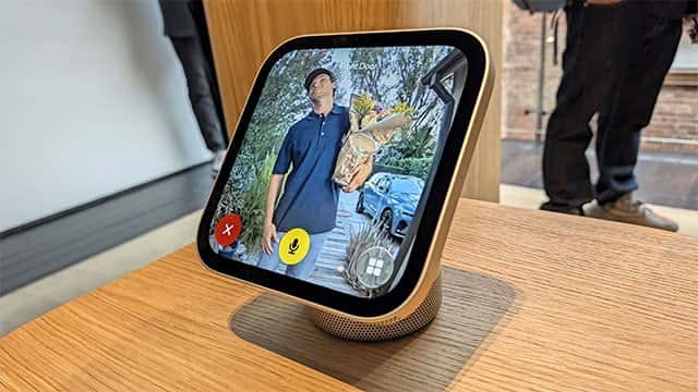 Apple releases HomeView smart home hub with screen as showcase for Siri AI