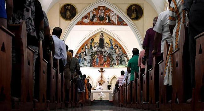Catholics attend first Sunday Mass in since Easter Day attacks