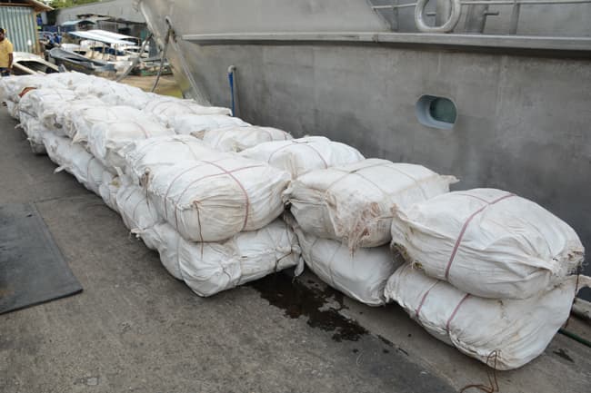Navy finds over 3,000kg of Beedi leaves from Karaitivu