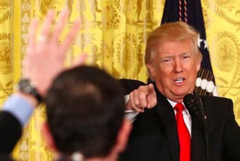 White House blocks news organizations from press briefing