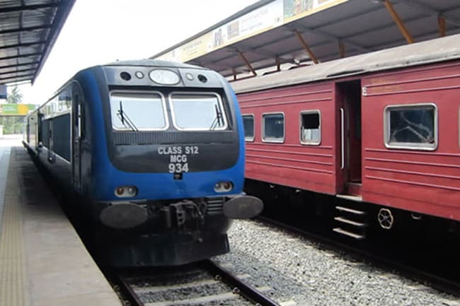 Railway unions temporarily call off token strike