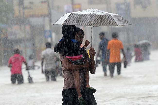 Prevailing showery condition to continue; downpours above 150mm expected