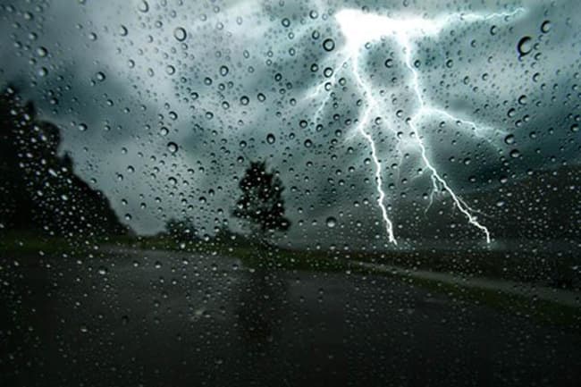 Advisory issued for thundershowers accompanied by severe lightning