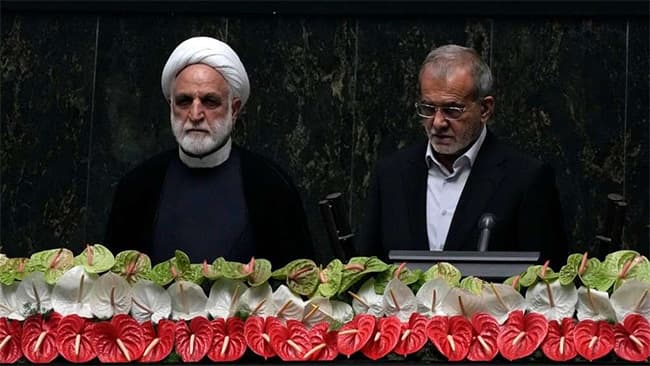 Iranian president sworn in with chants of ‘Death to America, Israel’