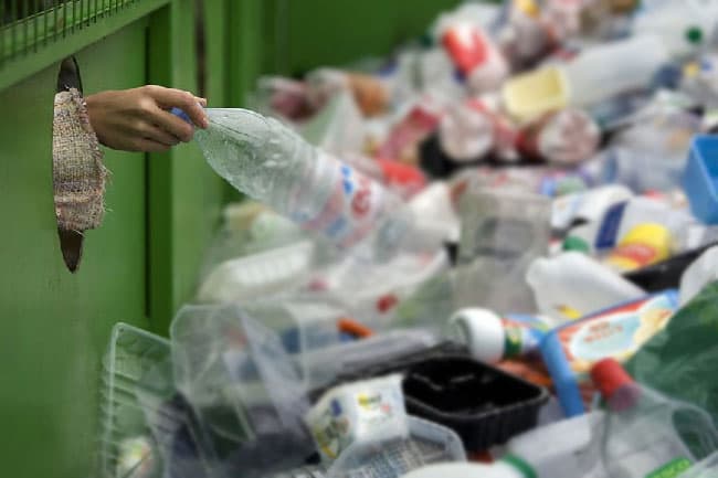 Solid waste recycling centers to be established across Sri Lanka