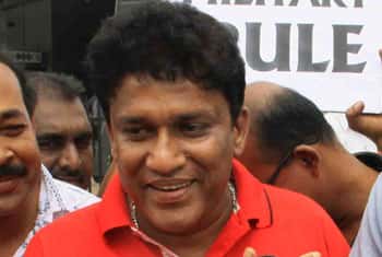 Prisoner succumbs to injuries, Ganesan faults Govt.