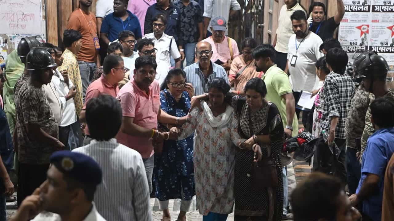 At least 17 dead in crush at Hindu festival event in India