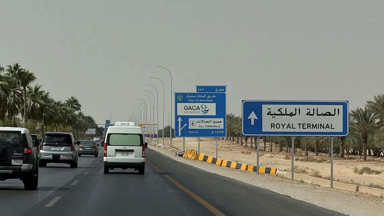 Flights resume at Riyadh airport as Houthis attack Saudi