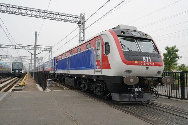 China produces new diesel trains for Sri Lanka
