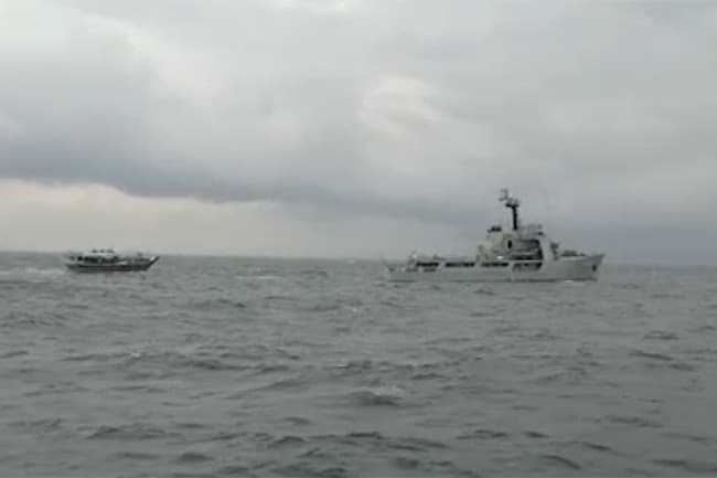 Foreign vessel carrying large volume of heroin intercepted in southern seas