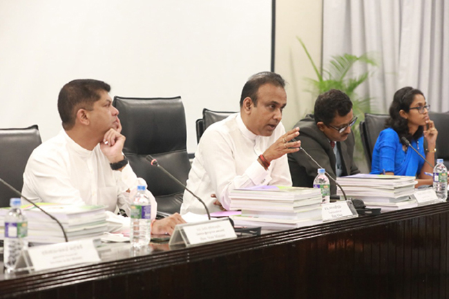 Govt to acquire underutilized lands owned by large-scale plantations