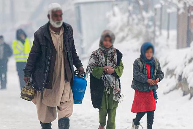 Freezing weather kills at least 124 people in Afghanistan