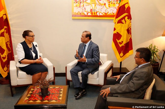 Commonwealth Secretary-General meets Edu. Minister